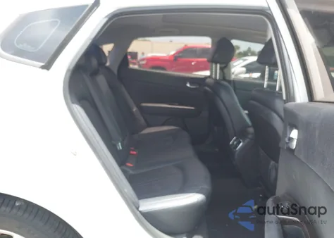 2016 Kia Optima Ex z USA, uszkodzony, nr VIN 5XXGU4L35GG099911